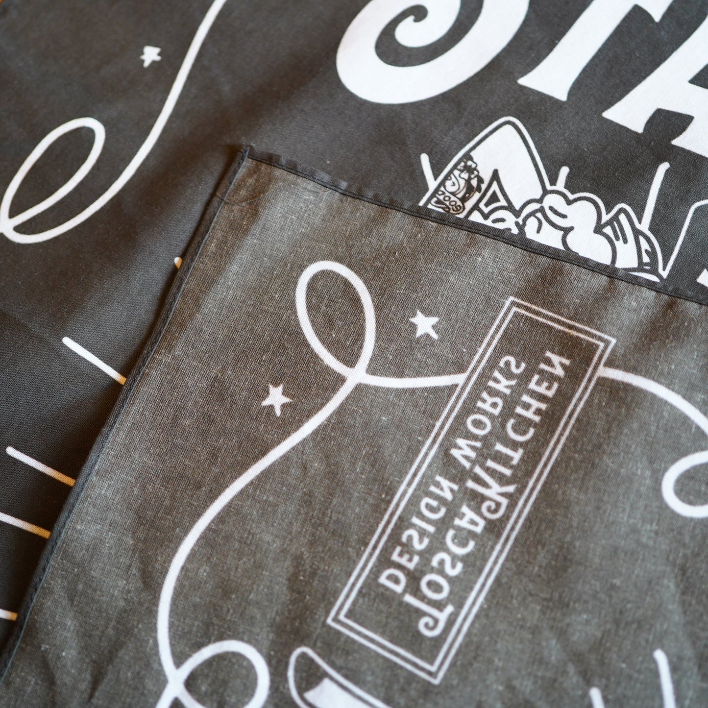 SK OLDIES "STAY NUTS" BANDANA