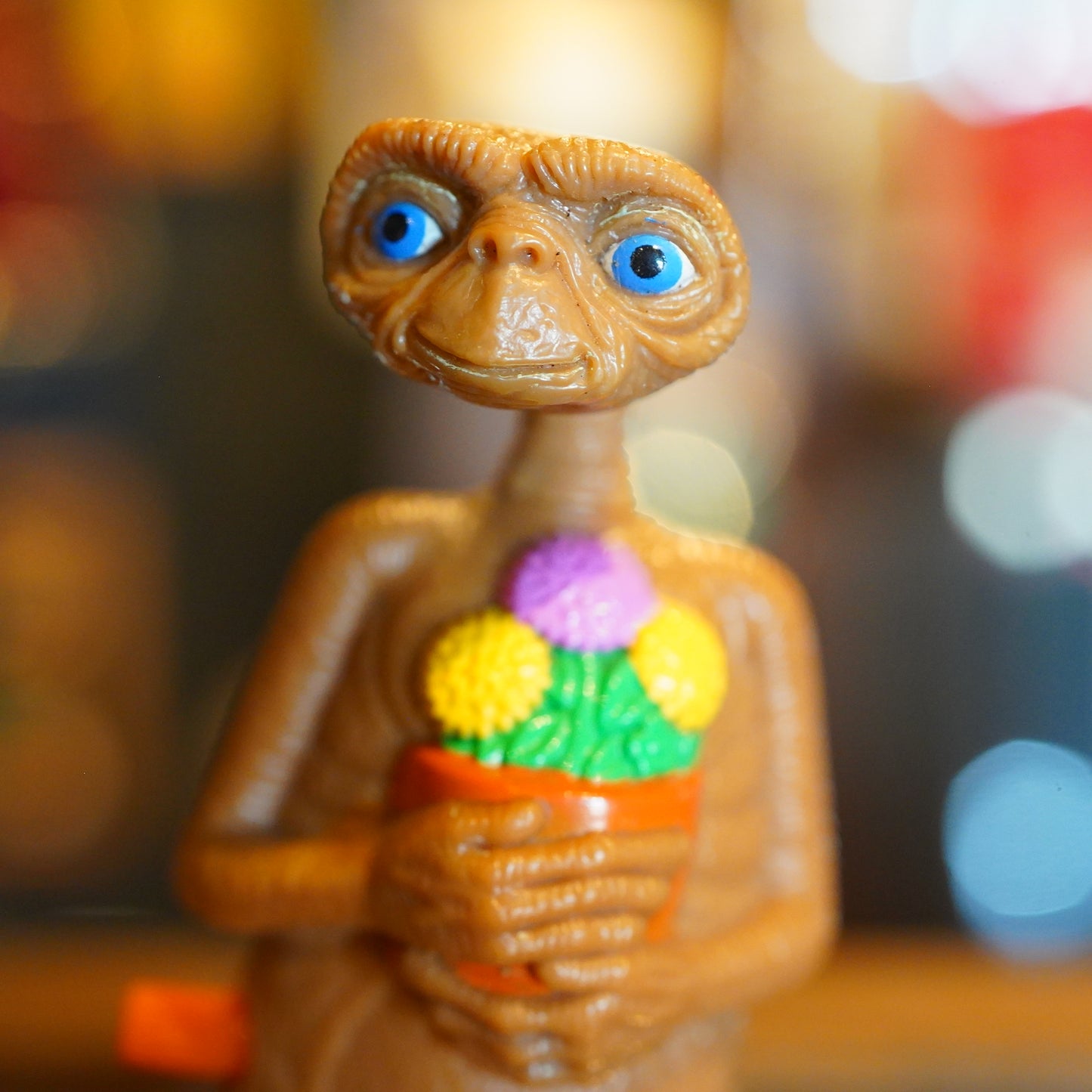 E.T. トコトコ人形