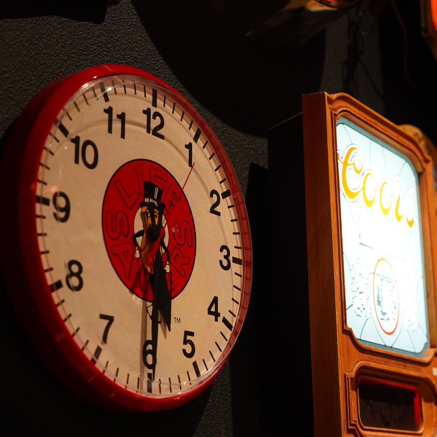 1990's Mr.Peanut Wall Clock 掛け時計