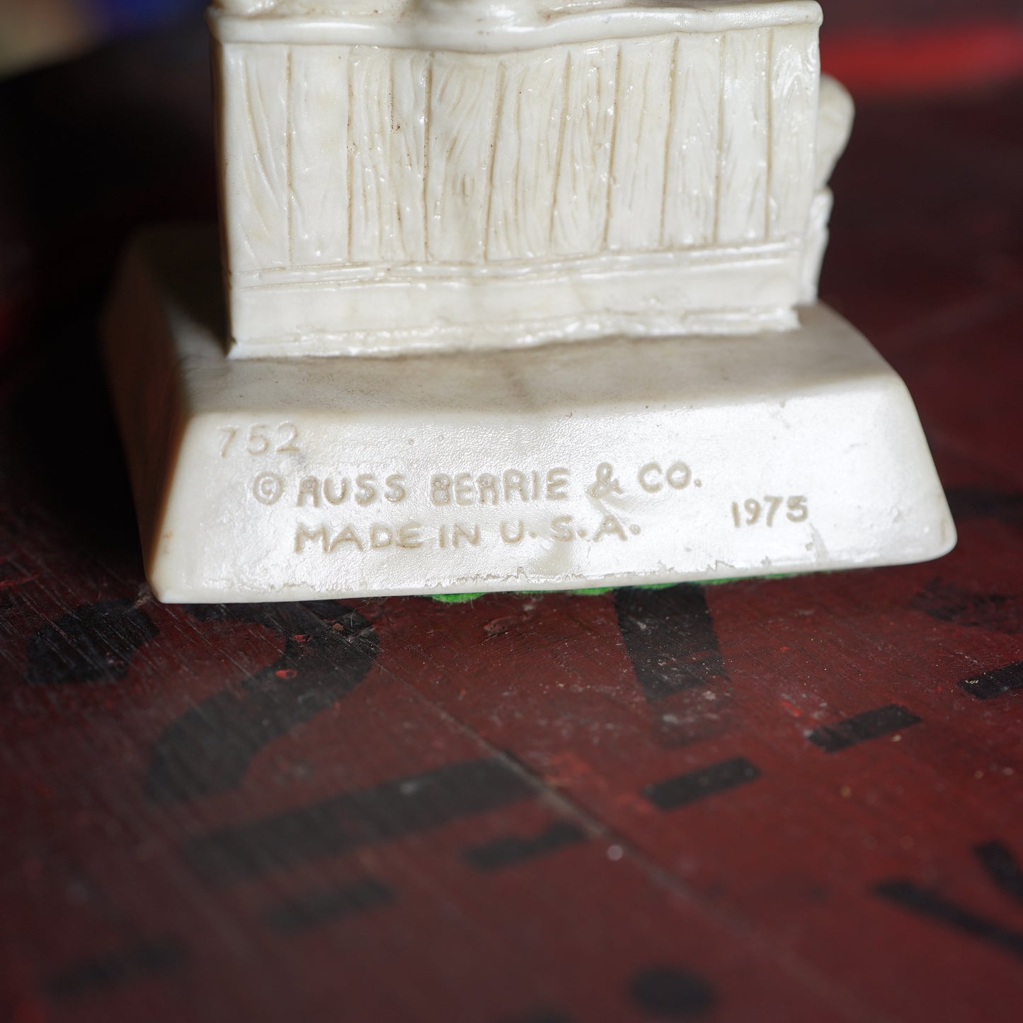 1975年製 RUSS BERRIE&CO. シリースカルプス (メッセージドール)