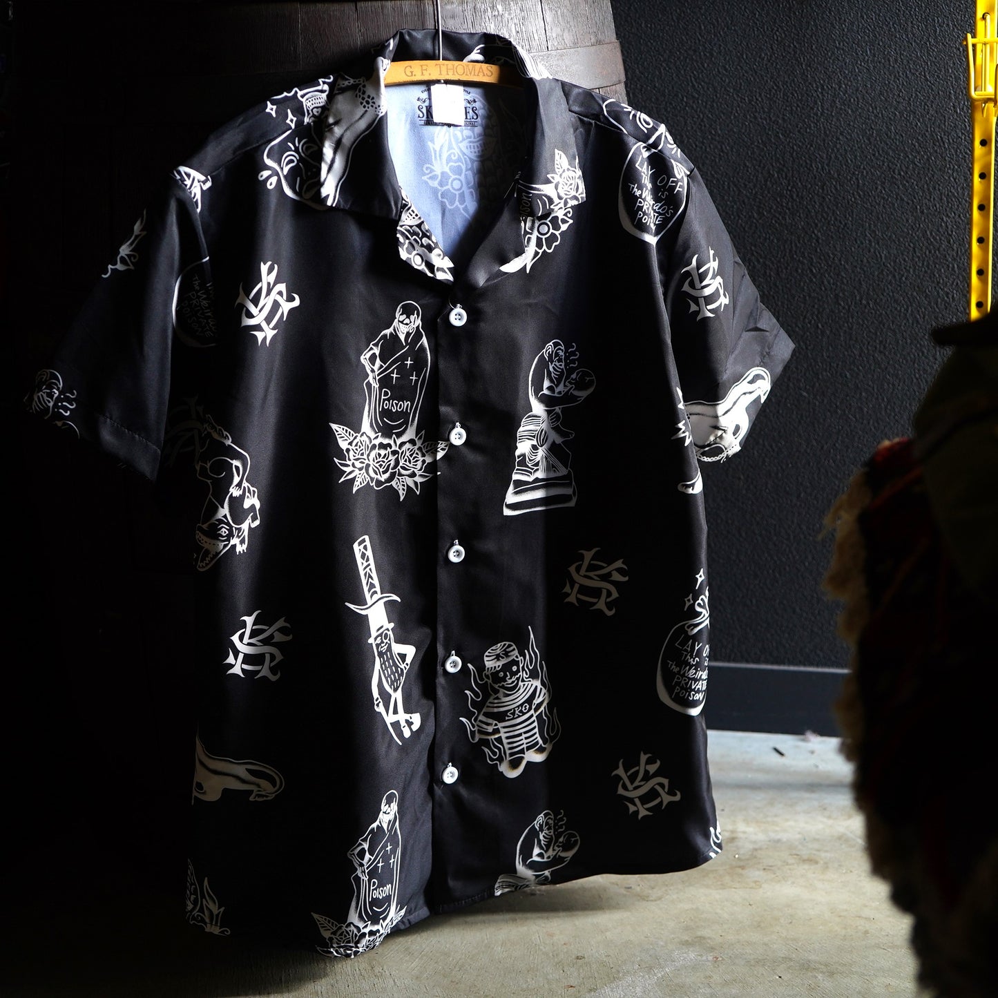※受注販売 SK OLDIES pattern shirt "Stay Weird.Stay Loud."
