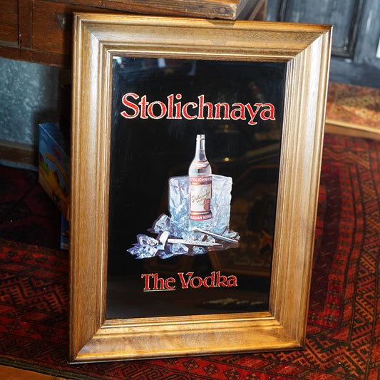 Stolichnaya パブミラー