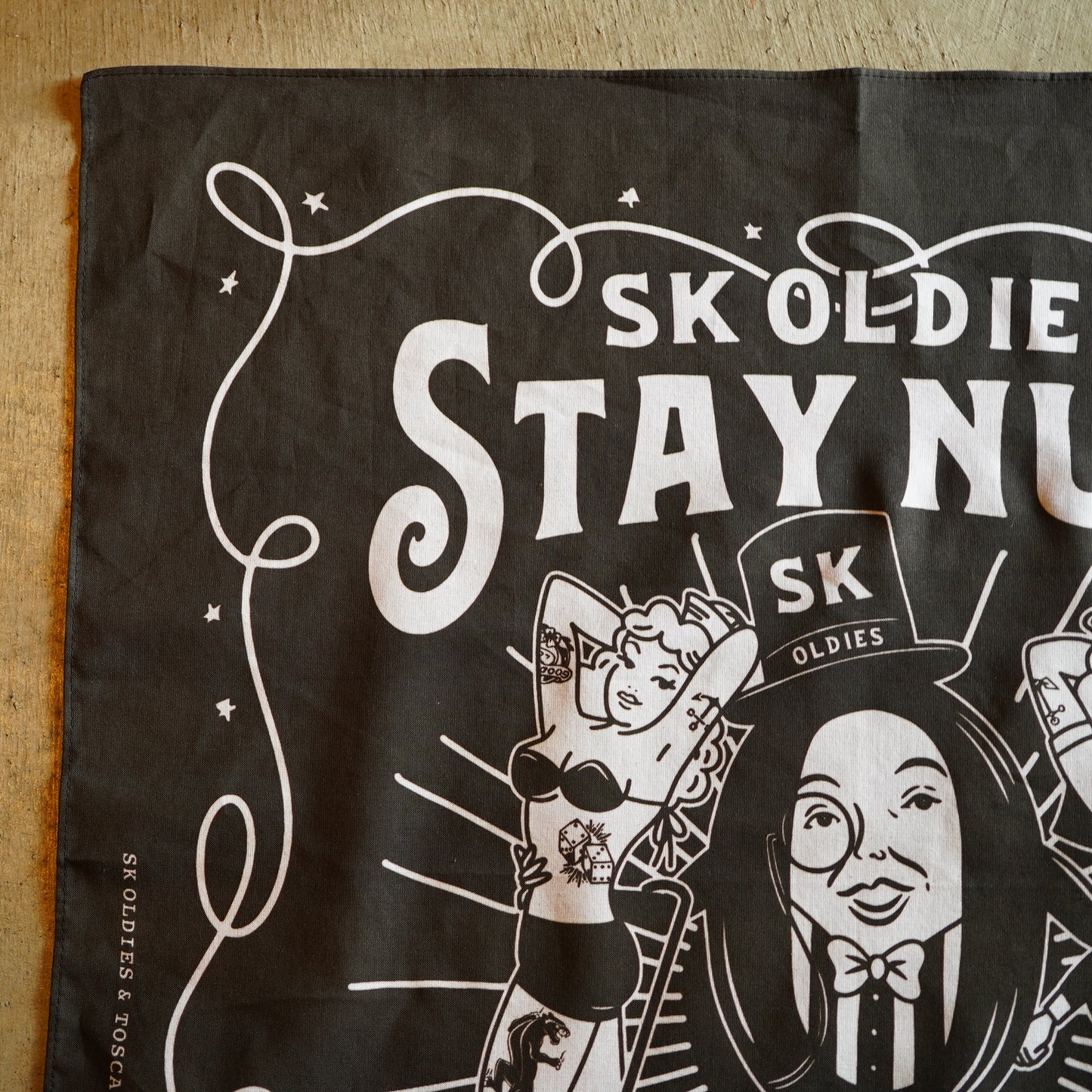 SK OLDIES "STAY NUTS" BANDANA