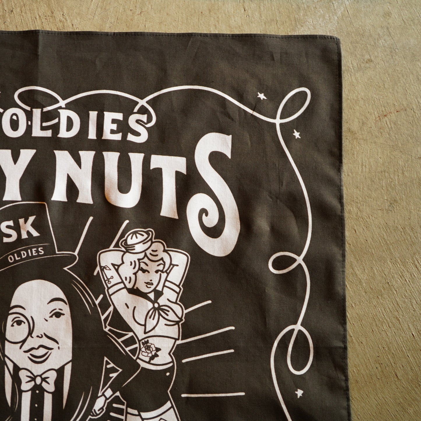 SK OLDIES "STAY NUTS" BANDANA