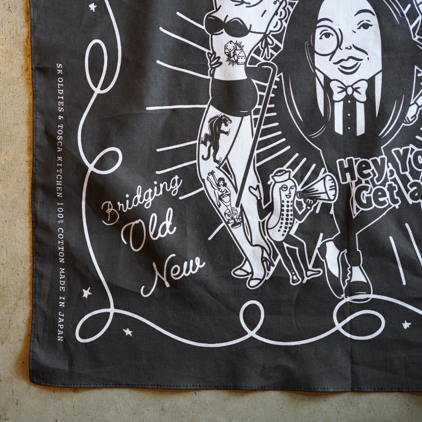SK OLDIES "STAY NUTS" BANDANA