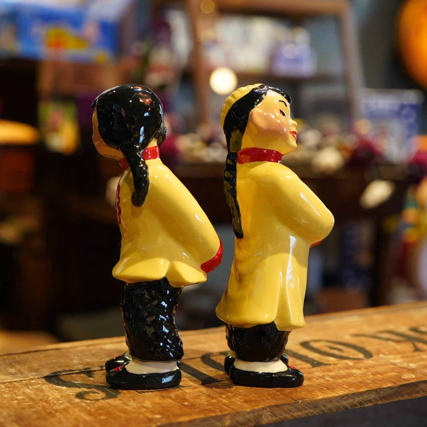 1950's Ceramic Arts Studio Mop-Pi and Smi-Li フィギュリン