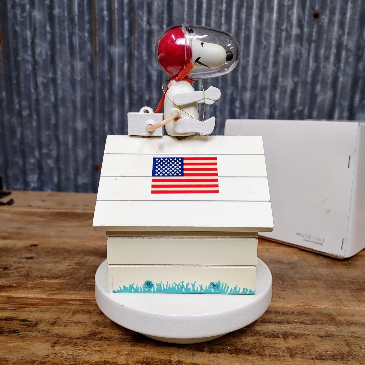 1969 Astronaut Snoopy Music Box