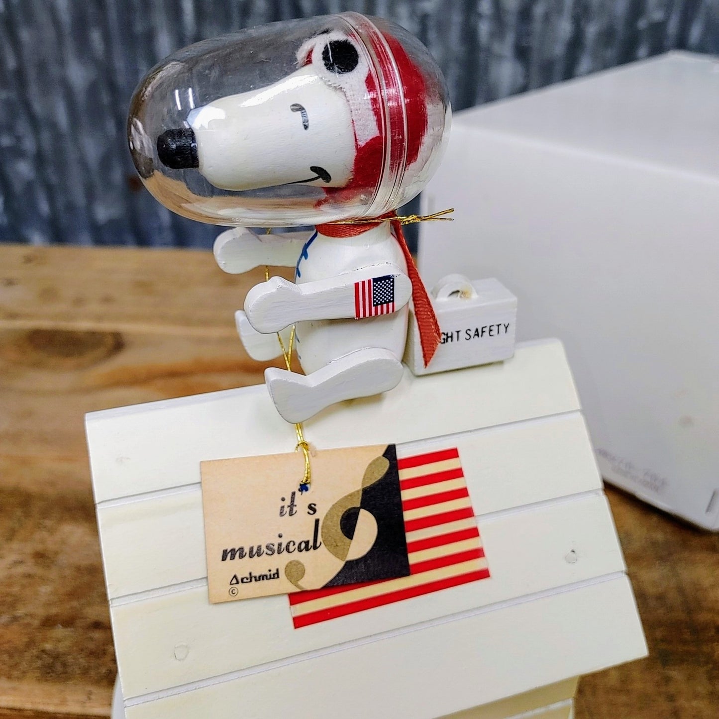 1969 Astronaut Snoopy Music Box