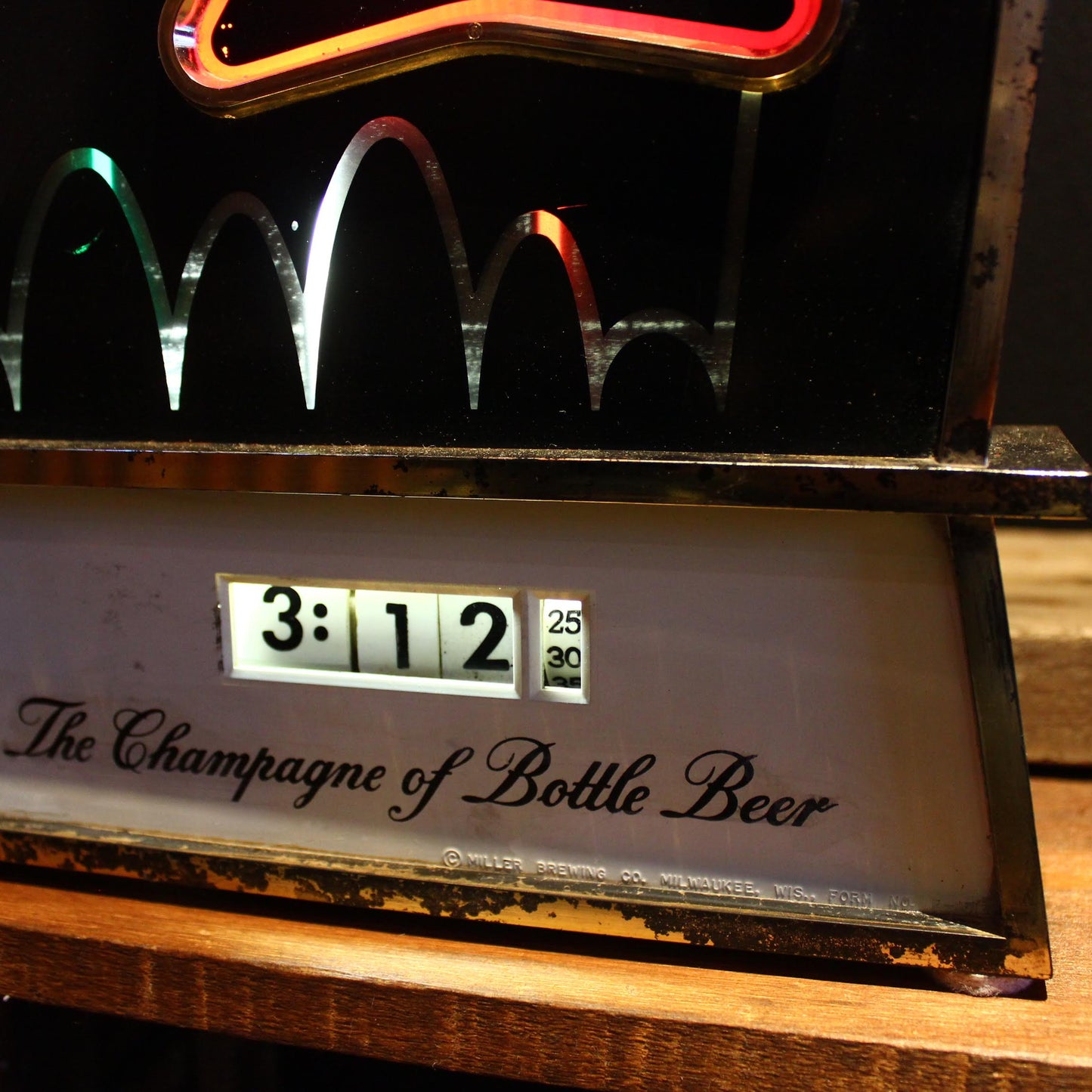 MILLER HIGH LIFE BEER ライトサイン