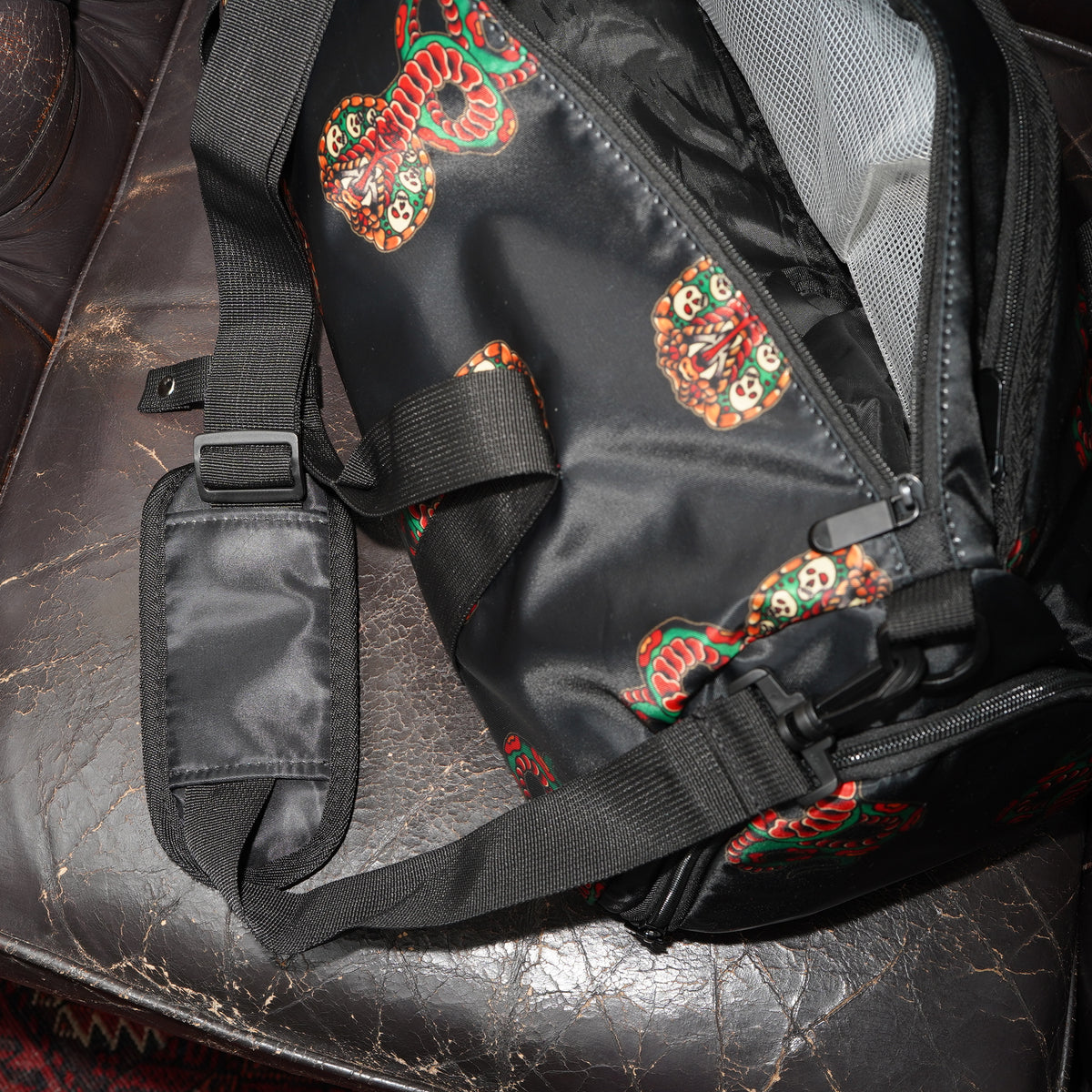 SK OLDIES TRAVEL BAG “COBRA ROLLER”