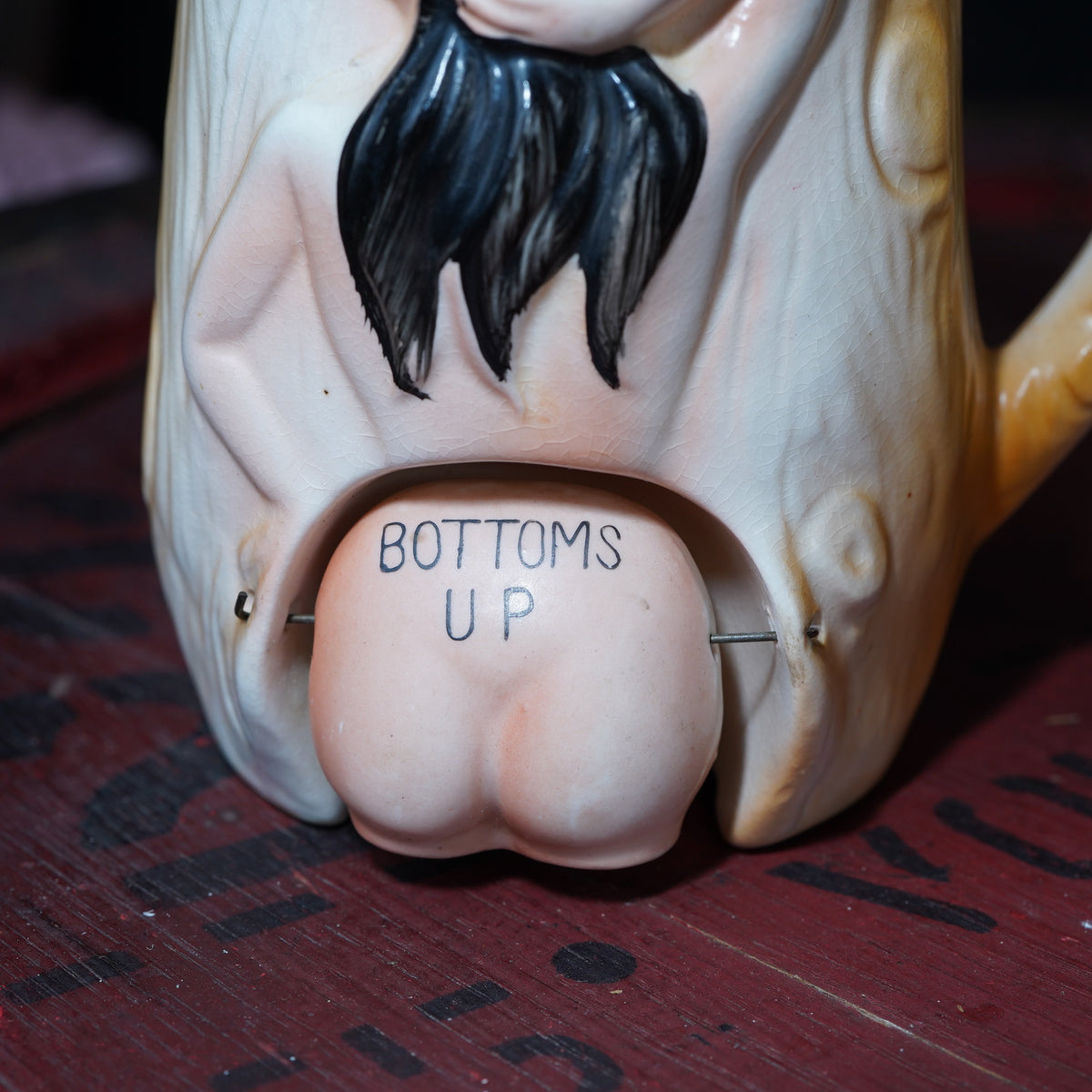 1950～60's ピンナップガール マグカップ  "BOTTOMS UP"