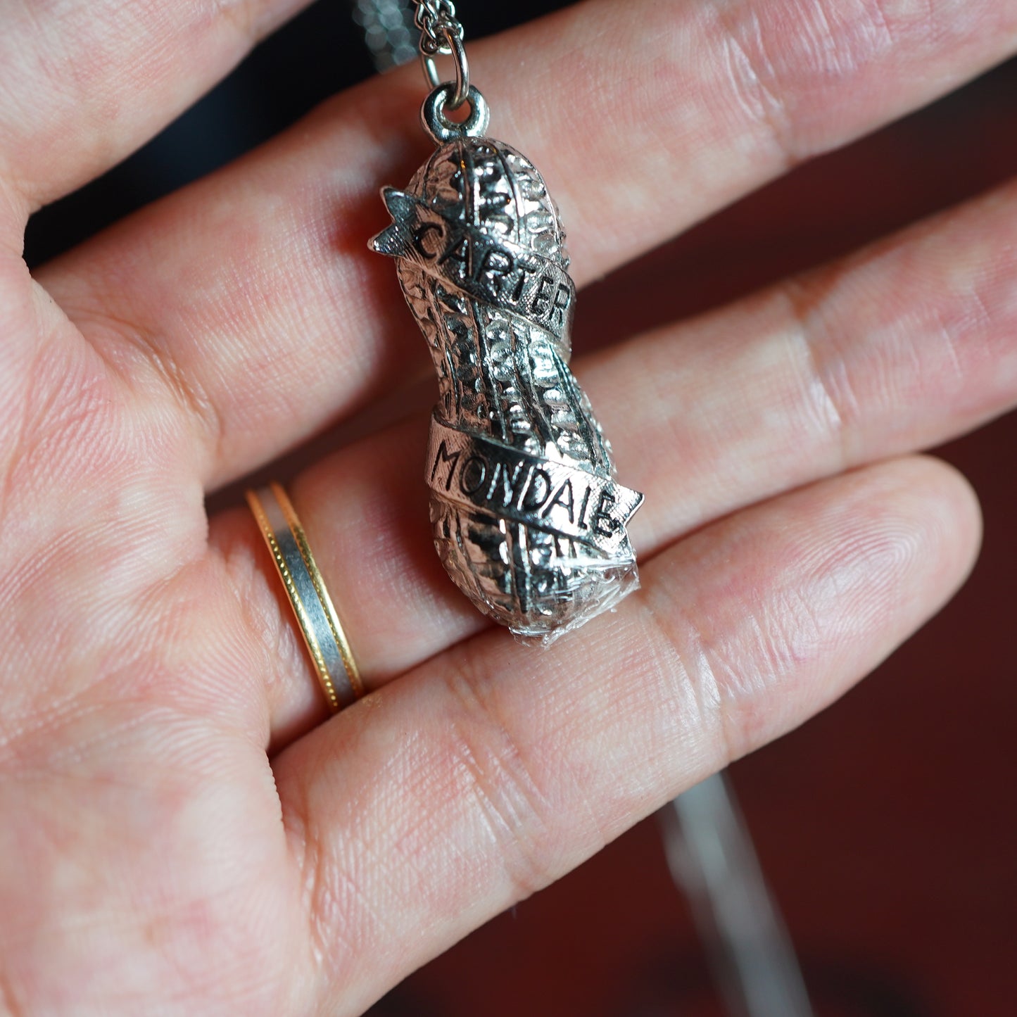 1970's ジミーカーター　ピーナッツネックレス