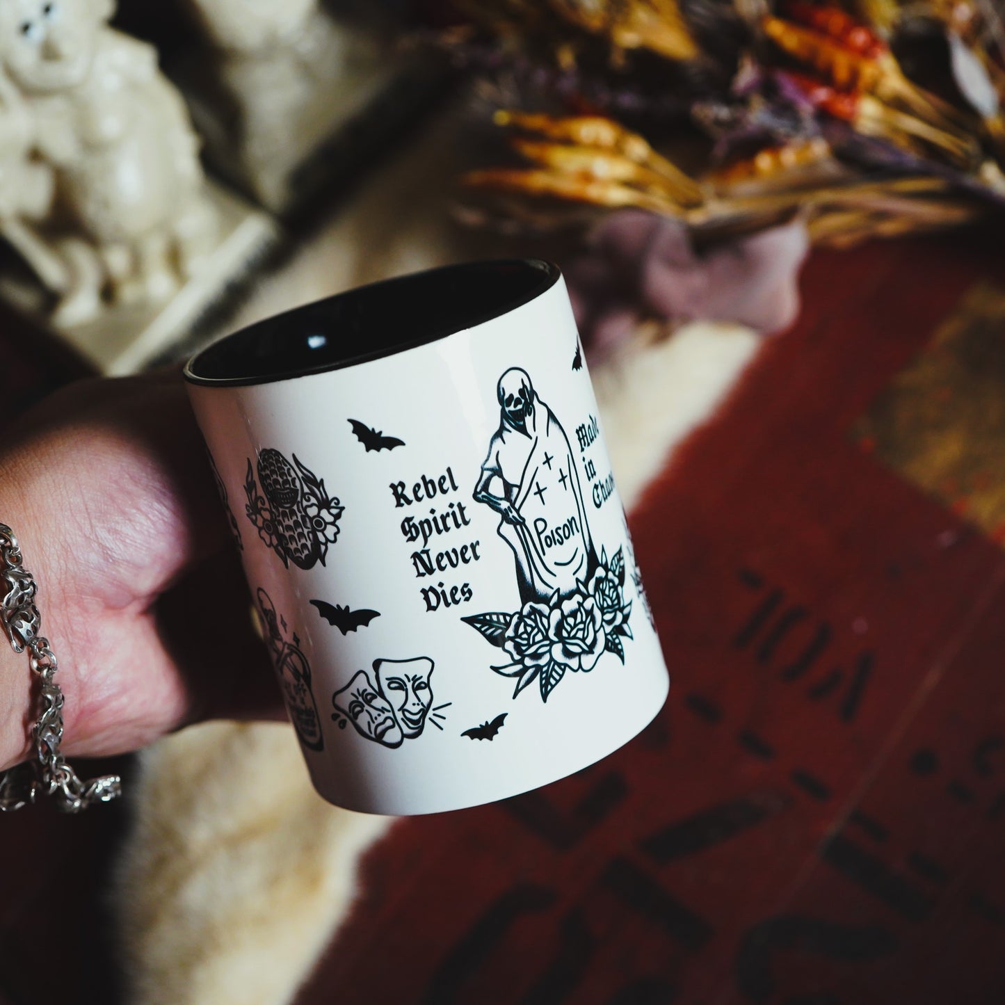 SK OLDIES ORIGINAL マグカップ "Stay Weird.Stay Loud."