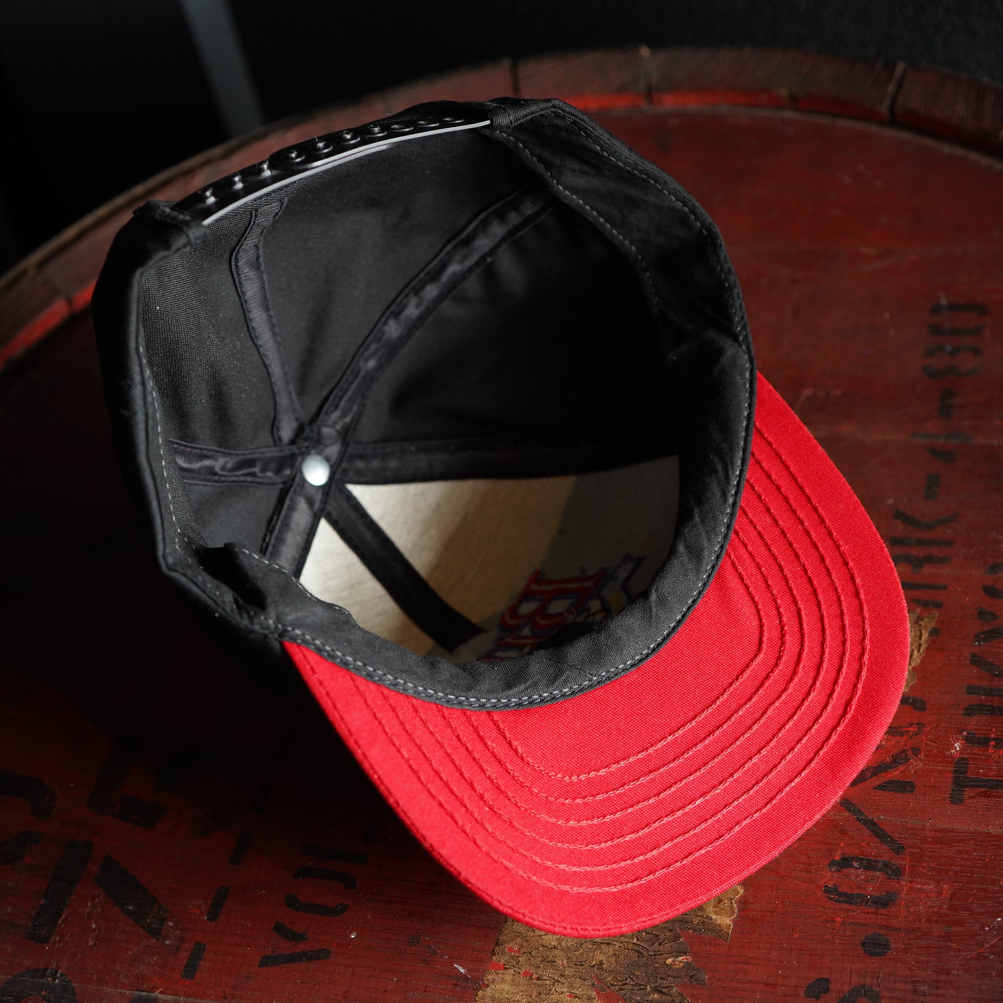 NFL 激レア80年代ヴィンテージ バッファロー・ビルズ 　キャップ 赤 NFL 激レア80年代ヴィンテージ バッファロー・ビルズ キャップ