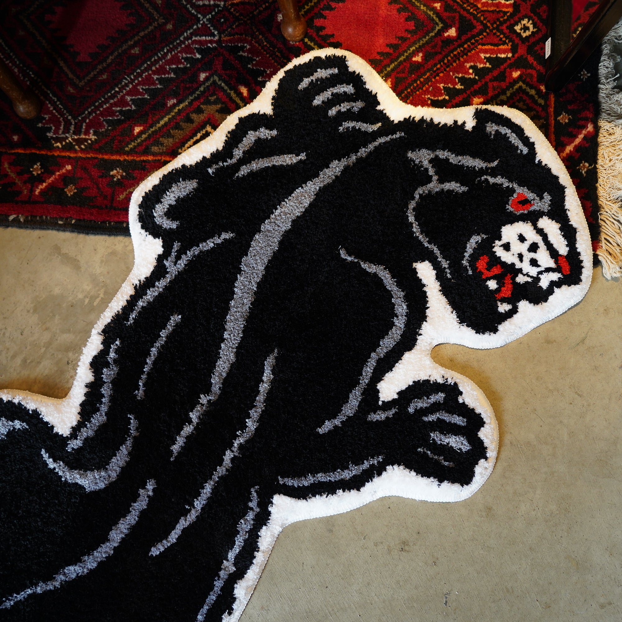 SK OLDIES ラグマット BLACK PANTHER2