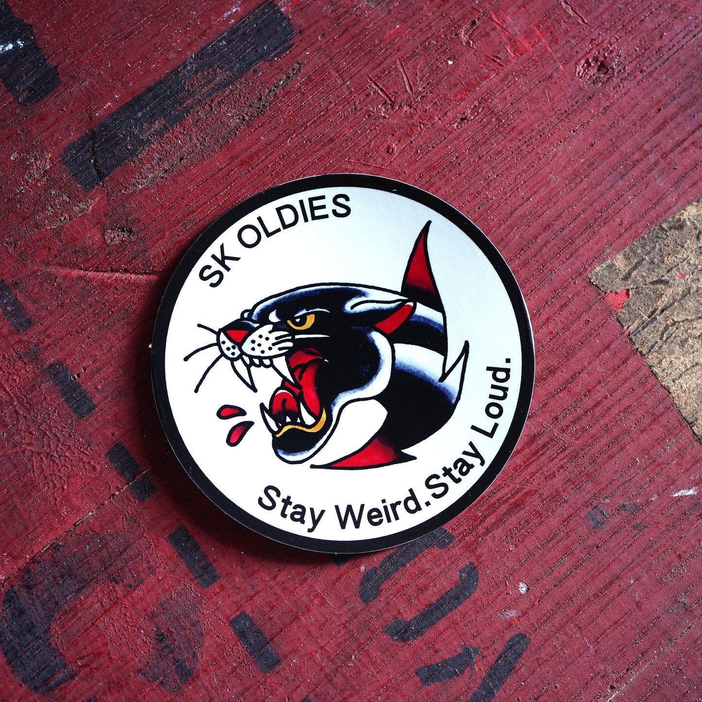 SK OLDIES ステッカー "Stay Weird. Stay Loud"
