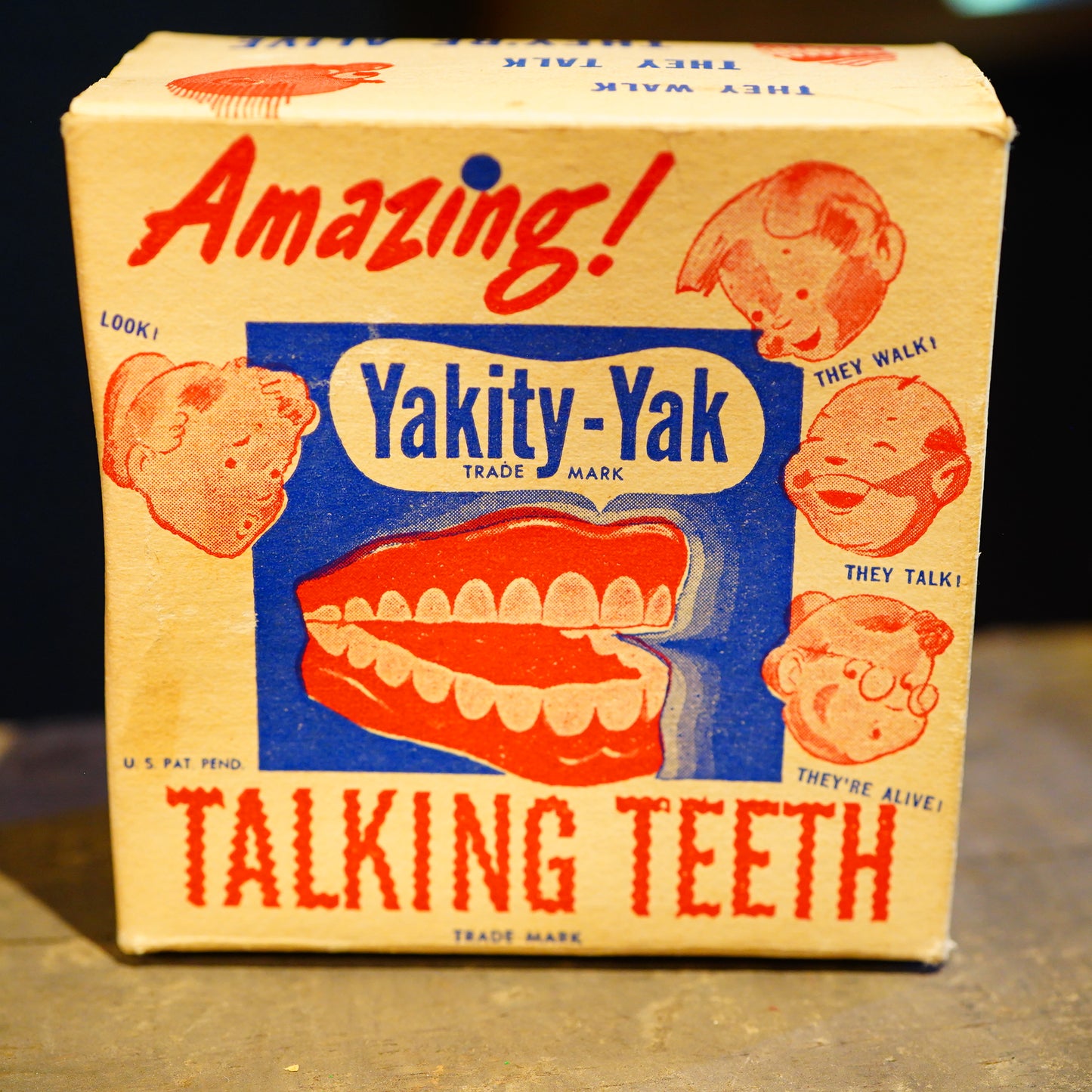 1950's TALKING TEETH ゼンマイ式玩具