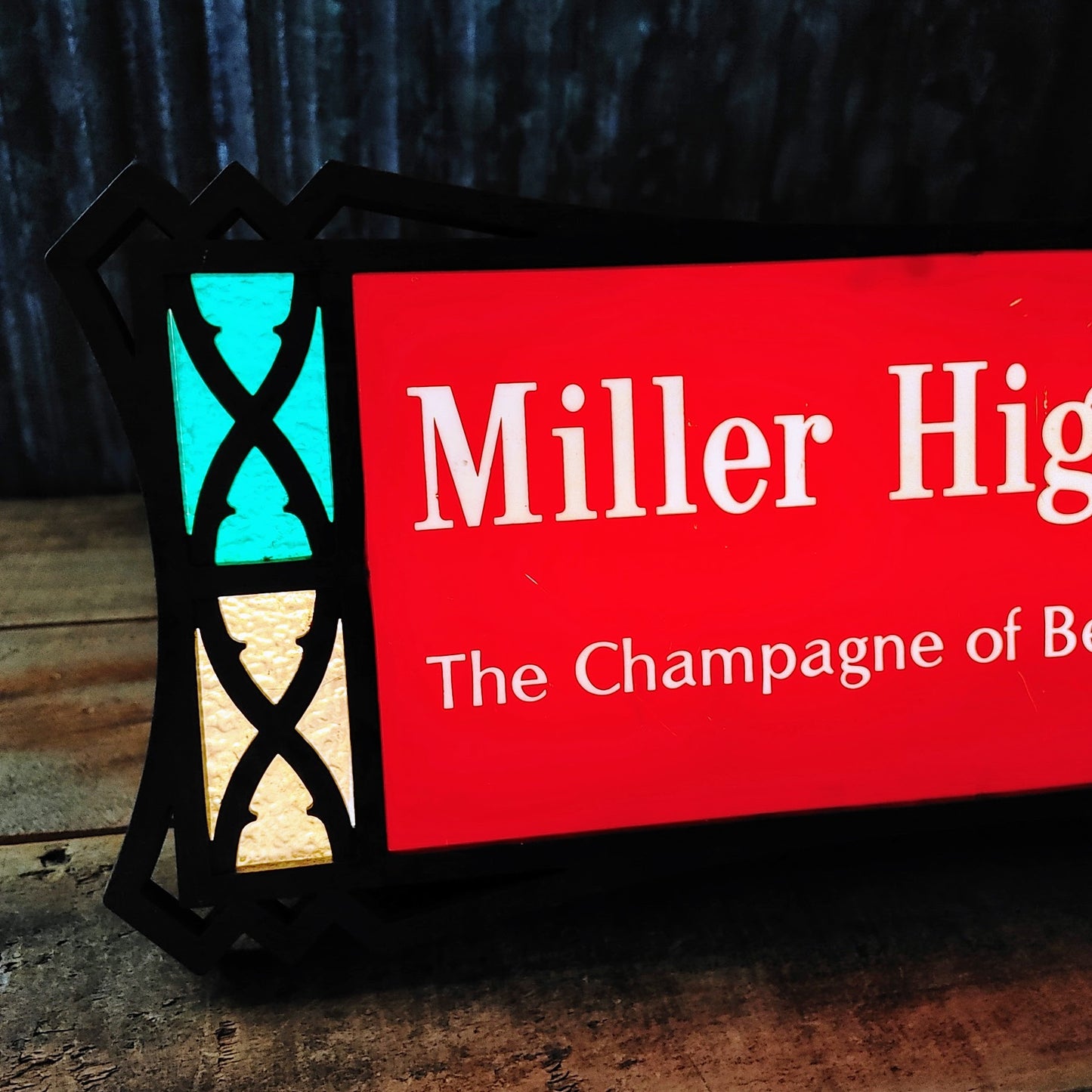 MILLER HIGH LIFE ライトサイン