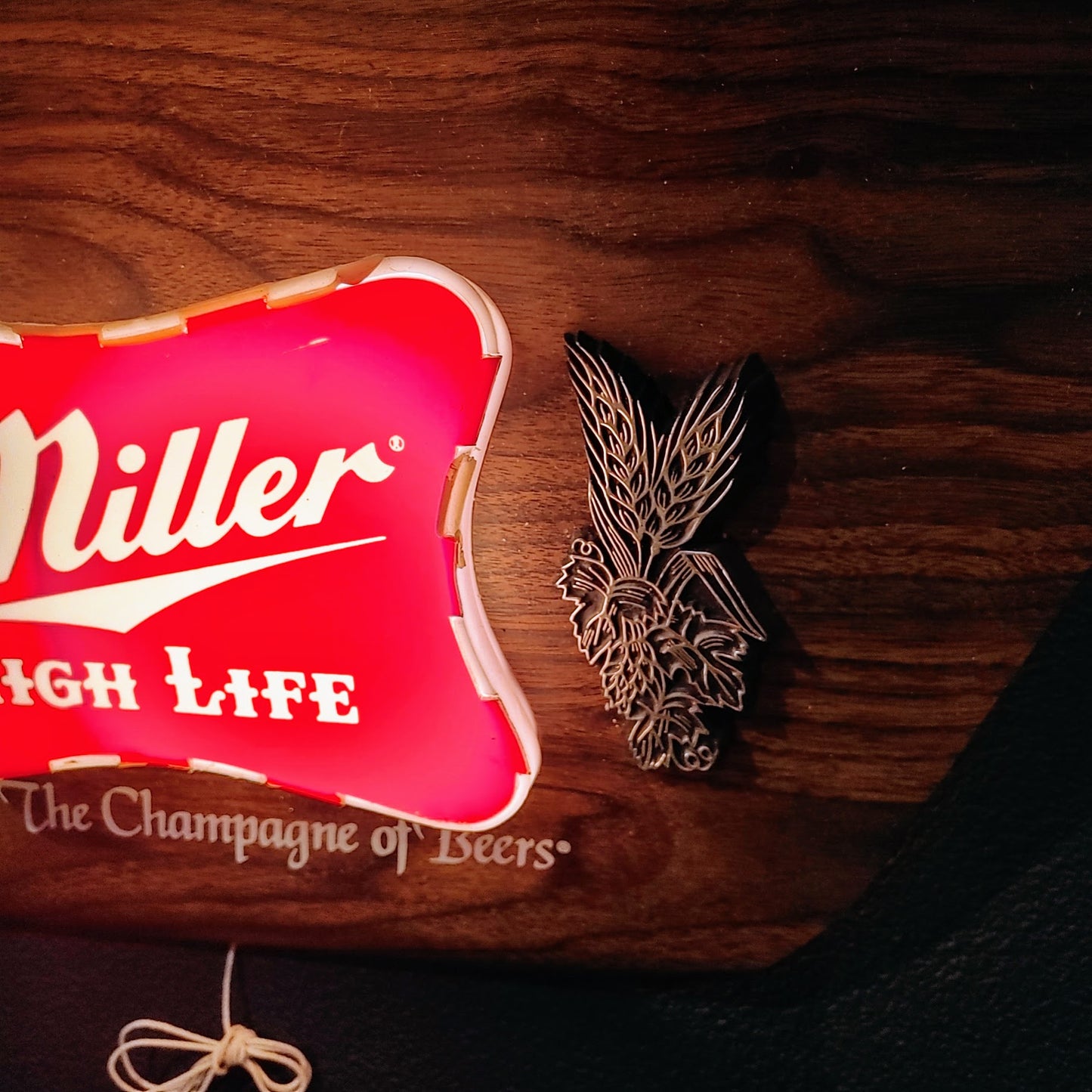 MILLER HIGH LIFE BEER ライトサイン