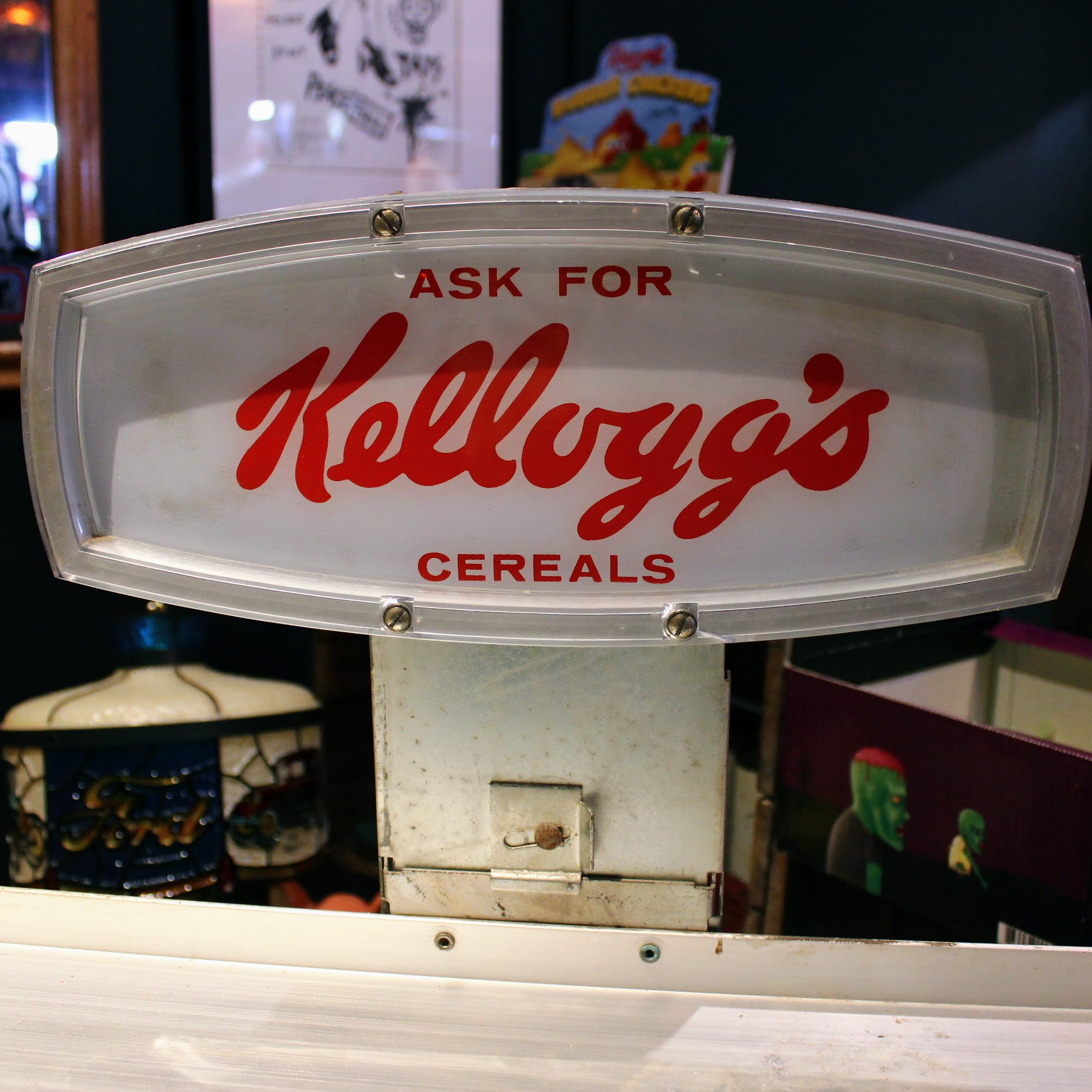 1960's KELLOGG'S ウォールディスプレイシェルフ – SK OLDIES